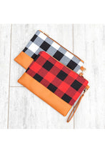 Load image into Gallery viewer, Buffalo Plaid Clutch