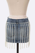 Load image into Gallery viewer, Pearl Drop Statement Curtain Chain Belt
