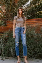 Load image into Gallery viewer, Greta VERVET Distressed Mom Jeans
