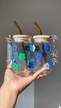 Load image into Gallery viewer, Retro Flower Glass Cup
