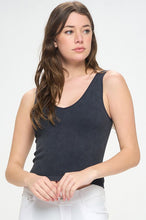 Load image into Gallery viewer, Seamless Reversible Stonewashed Ribbed Tank

