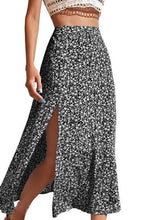 Load image into Gallery viewer, Floral Print Side Slit Skirt
